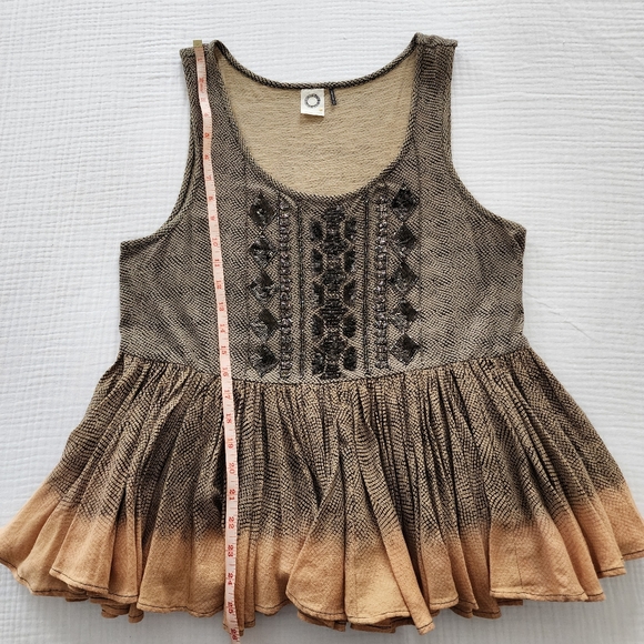 Anthropologie Akemi & Kin Anaphora Swing Top - Picture 12 of 12